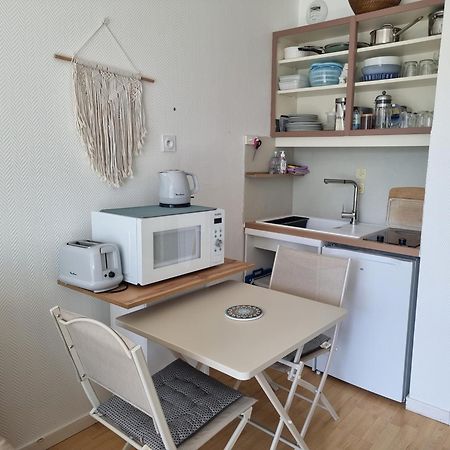 Studio, Balcon Et Acces Direct Page Dinard Dış mekan fotoğraf